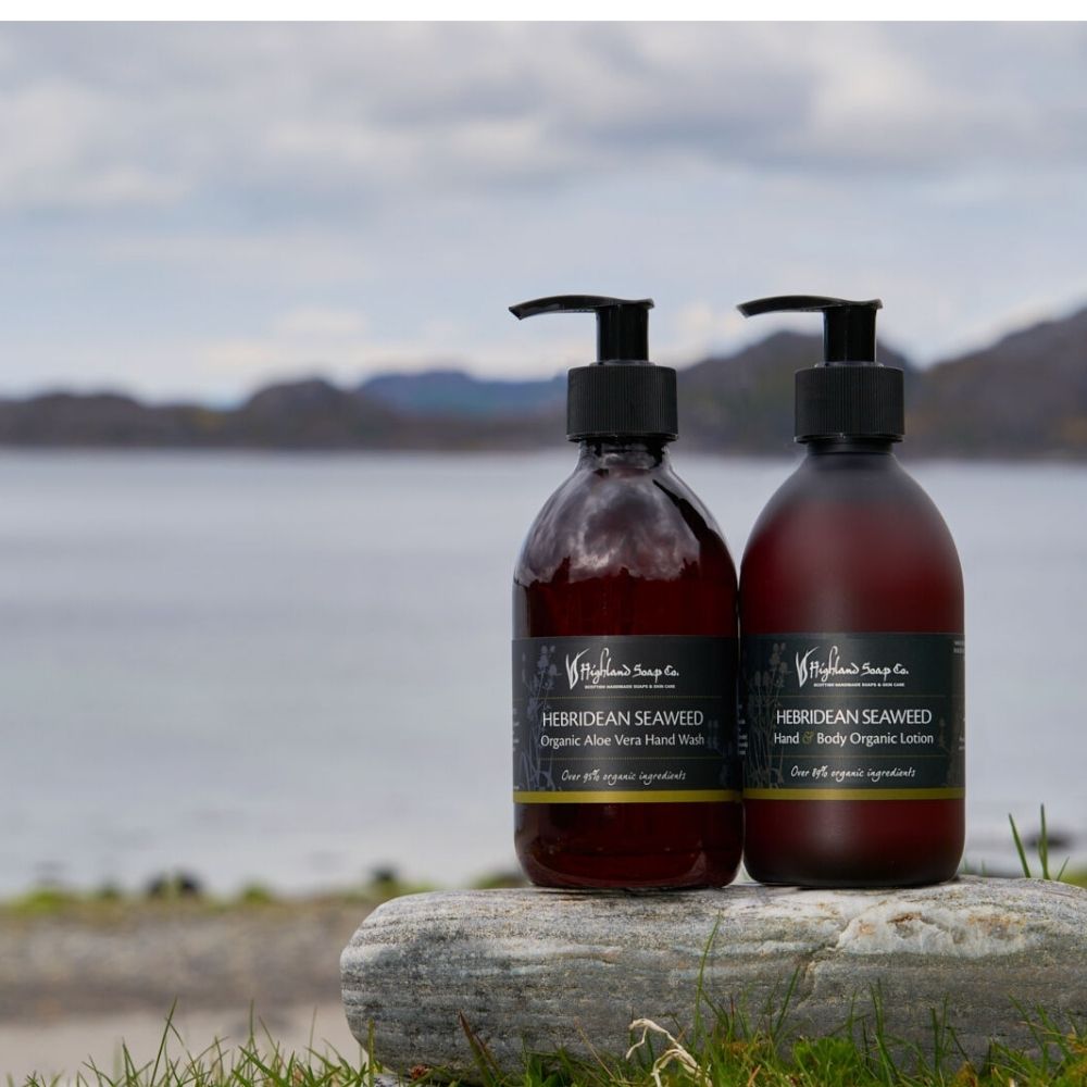 Hebridean-Seaweed-handwash-en-lotion-aan-zee hebridean seaweed handzeep en lotion aan zee highland soap company