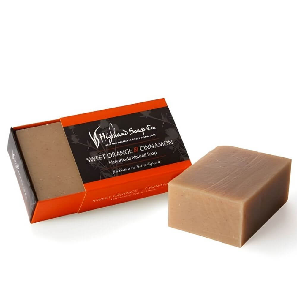 Sweet-Oranngs-Cinnamon-Handmade-soap sweet orange cinnamon ambachtelijke zeep handgemaakt the highland soap company