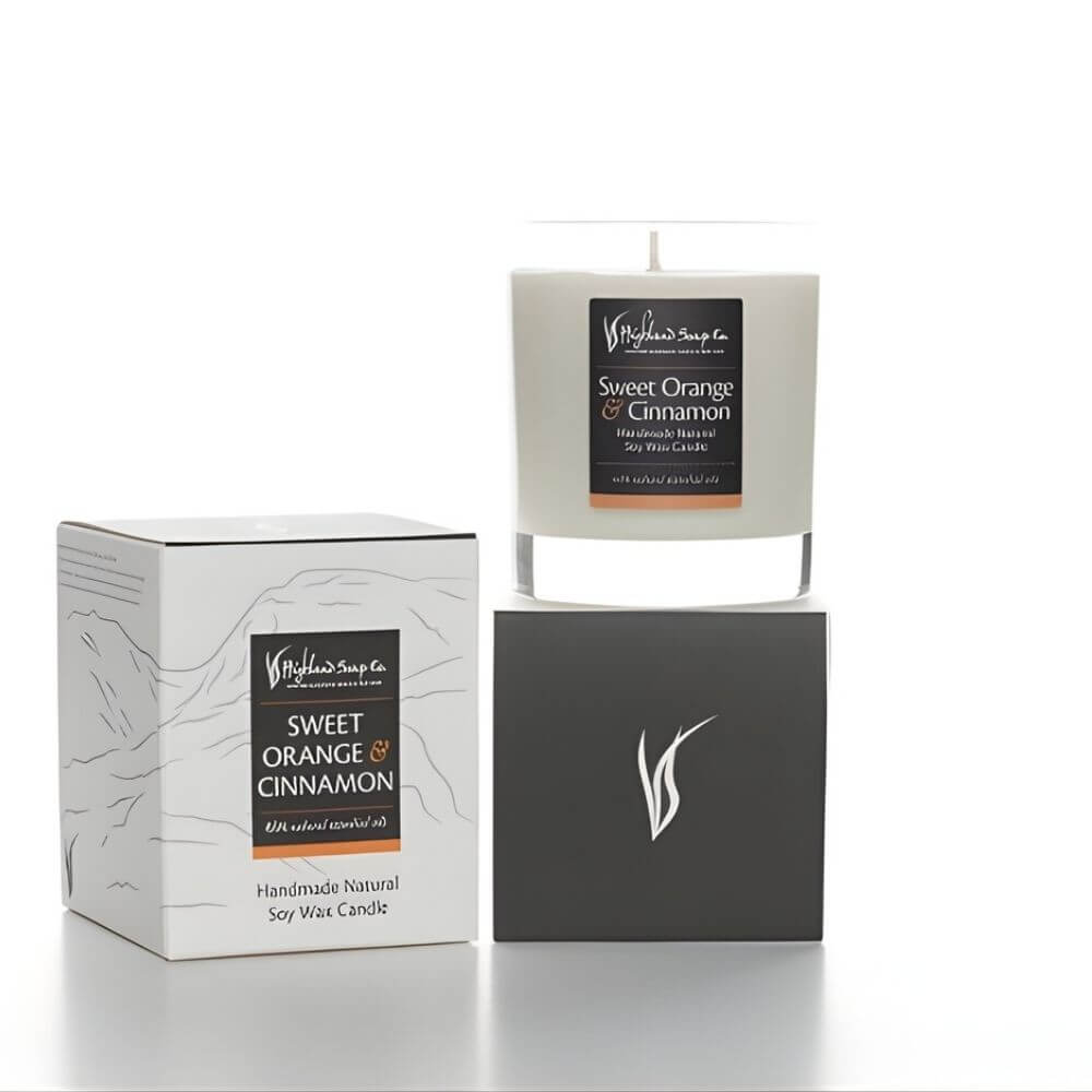 Sweet-Oranngs-Cinnamon-geurkaars-emt-verpakking sweet orange cinnamon geurkaars met verpakking sojawas the highland soap company