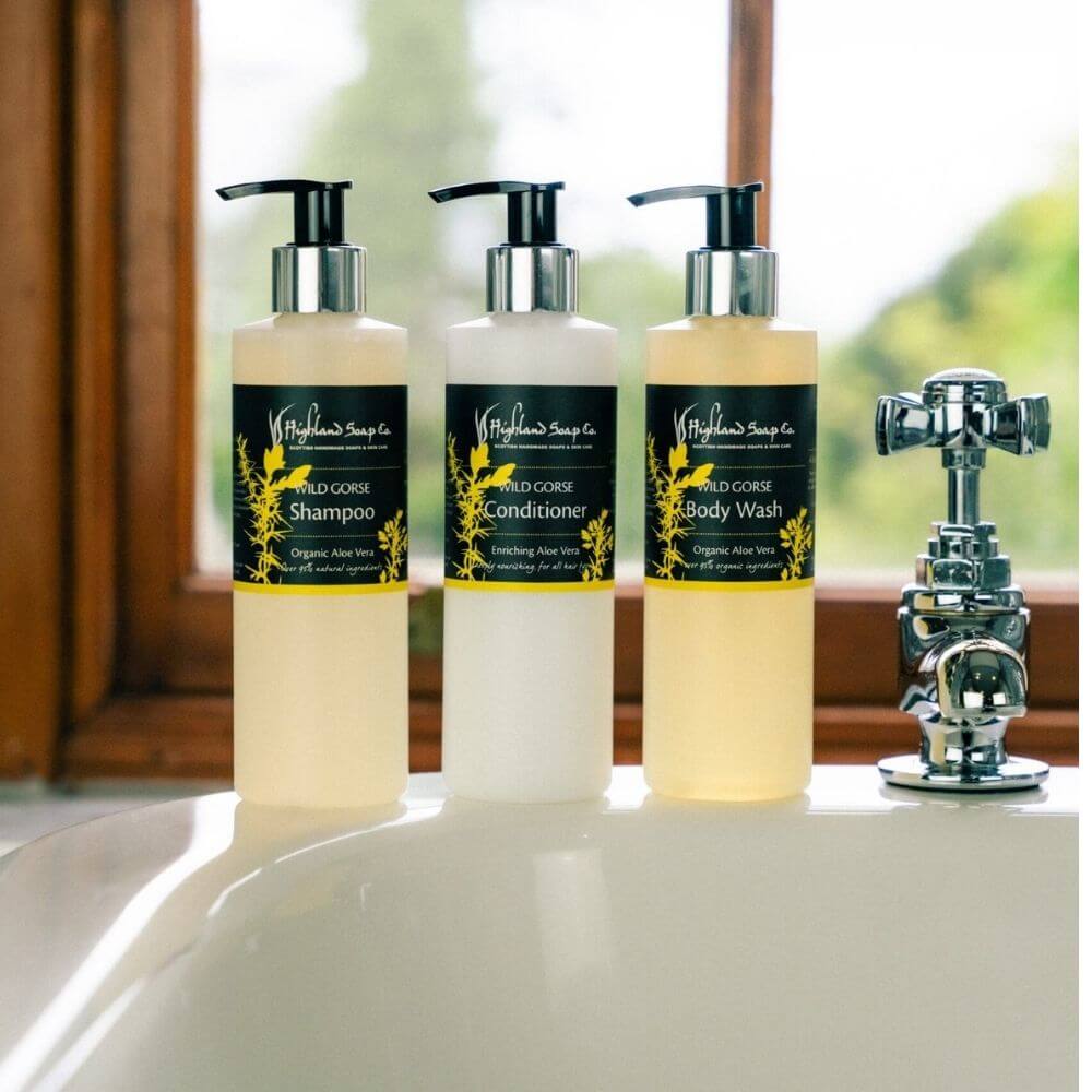 Wild-Gorse-haar-compleet-sfeer wild gorse haar compleet sfeer highland soap company