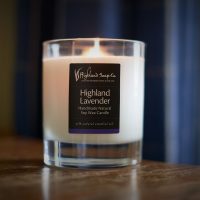 dfg highland lavender geurkaars brandend sfeer highland soap company