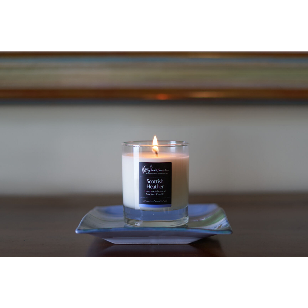 scottish heather geurkaars sojawas brandend highland soap company