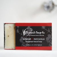 rose-patchouli-handmade-soap-sfeer-2 rose patchouli handgemaakte zeep sfeer highland soap company