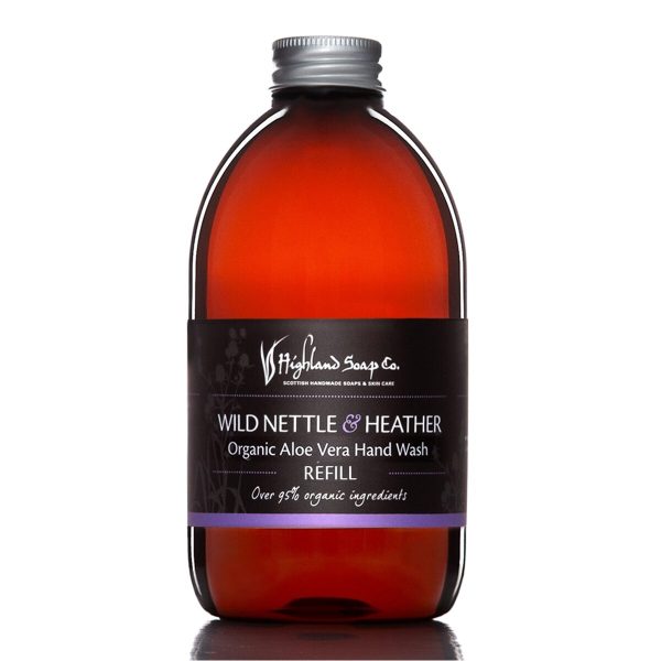 Wild Nettle & Heather navulling handzeep 1 liter van The Highland Soap Company op een witte achtergrond